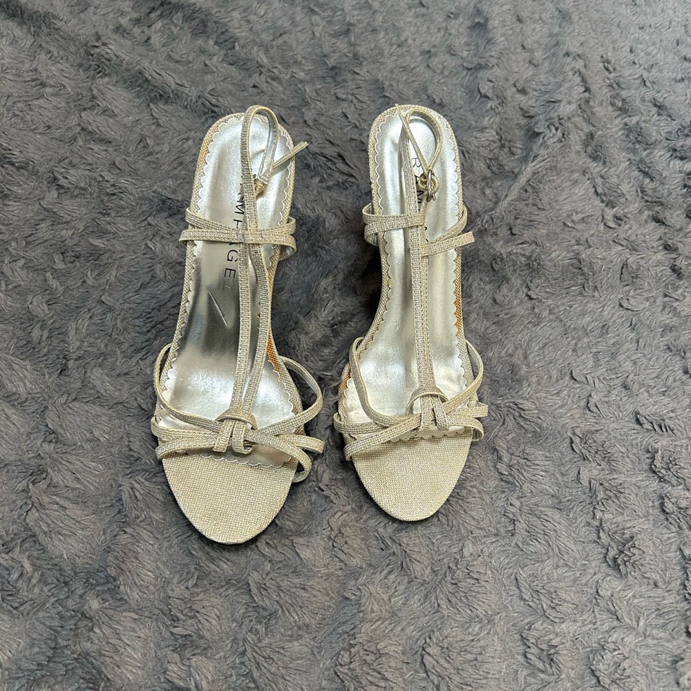 Silver Elegant Heels with Distinctive Design